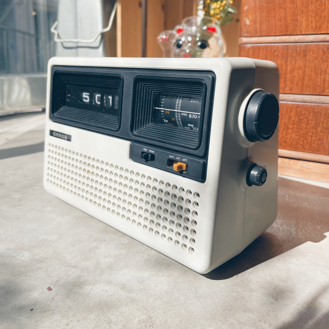 德國製 70s Erres 座枱收音機時計