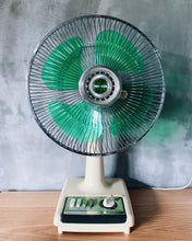 將圖片載入圖庫檢視器 日本製 70s 東芝 綠色風扇
