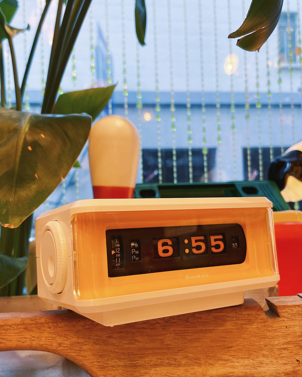 日本製 70s Sankyo 白色Flip Clock