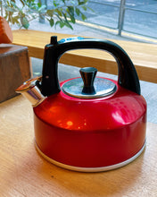 將圖片載入圖庫檢視器 日本製 紅色笛吹鋁製水煲
