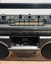 將圖片載入圖庫檢視器 日本製 80s National 卡式收音機
